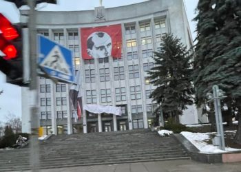 зірвало вітром