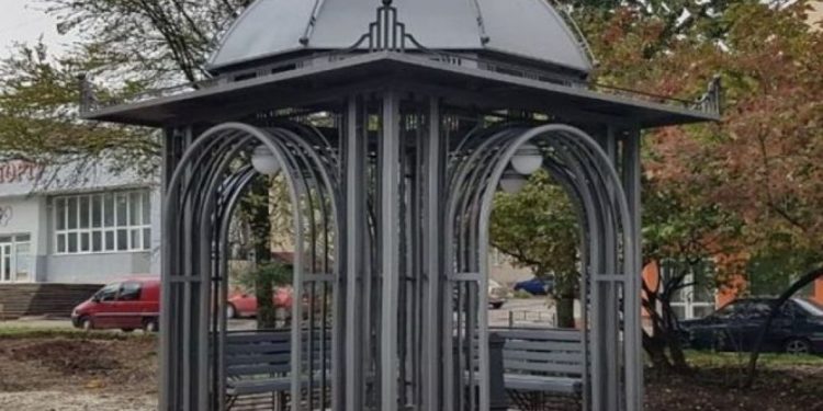 Бювети і колонки-качалки встановлять в Тернополі впродовж року