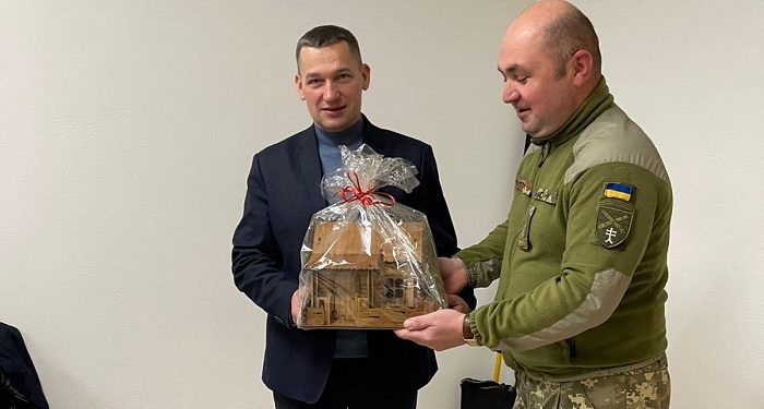 Микола Люшняк зустрівся з військовослужбовцями підрозділу 44-ої окремої артилерійської бригади ЗСУ