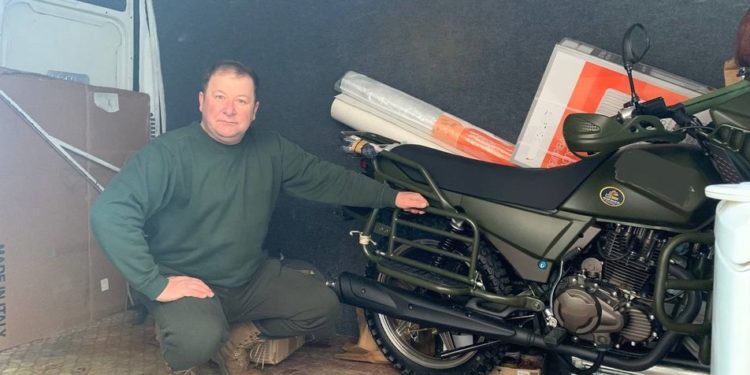 допомога волонтерів