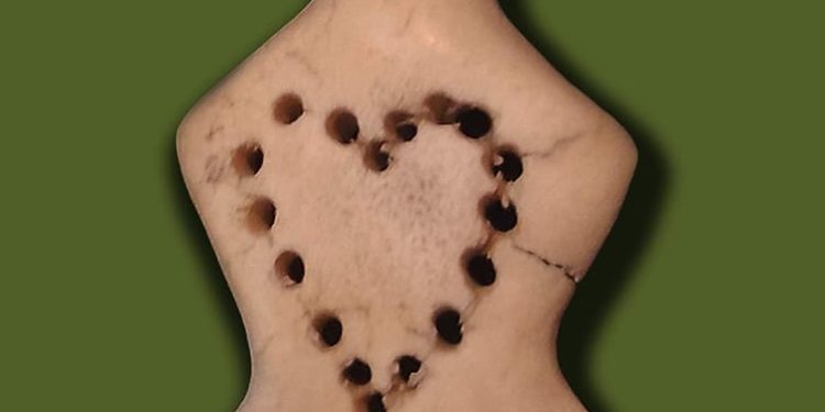 У фондах Тернопільського музею зберігається “валентинка” часів Київської Русі. ФОТОФАКТ