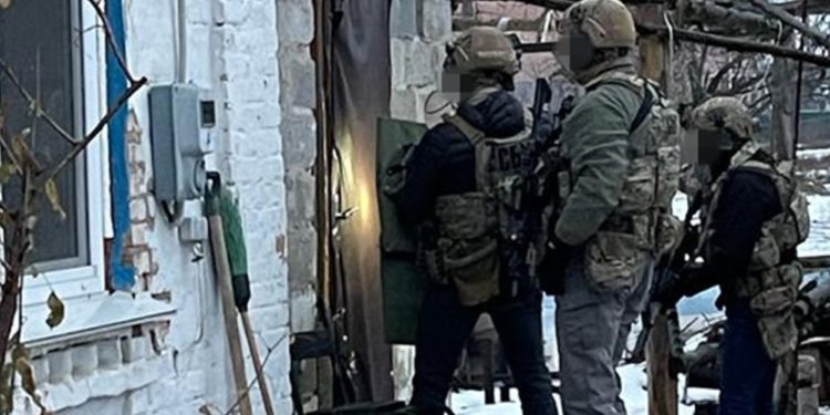 СБУ зірвала спецоперацію російських спецслужб, які замовили українських «тітушок» для провокацій у РФ