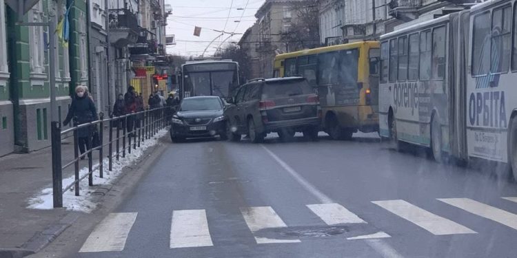 в центрі міста