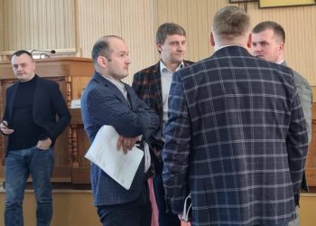 голосування