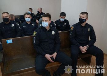 У Тернополі суд виправдав шістьох львівських патрульних