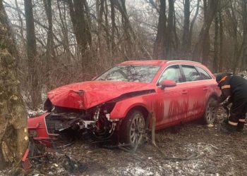 На Тернопільщині у ДТП потрапив легковик, який віз гуманітарну допомогу, але вантаж таки доставили за призначенням