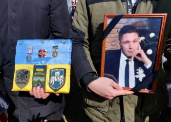 На Тернопільщині попрощалися із загиблим бійцем Романом Лебухорським