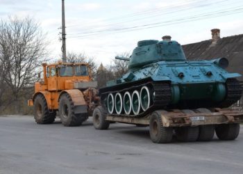 Ще одне з міст Тернопільщини позбулося мілітарного радянського пам’ятника
