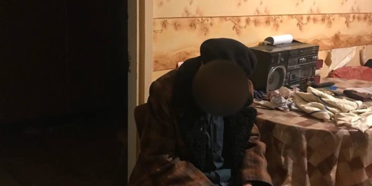 Тернопільські патрульні допомогли 90-літньому чоловіку, який вночі гукав про допомогу з балкону