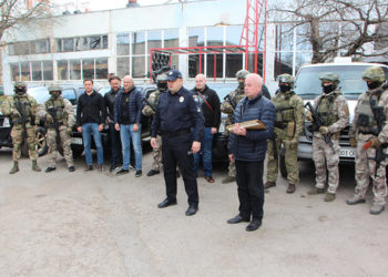Четверо волонтерів з Тернопільщини закупили автомобілі для поліцейських