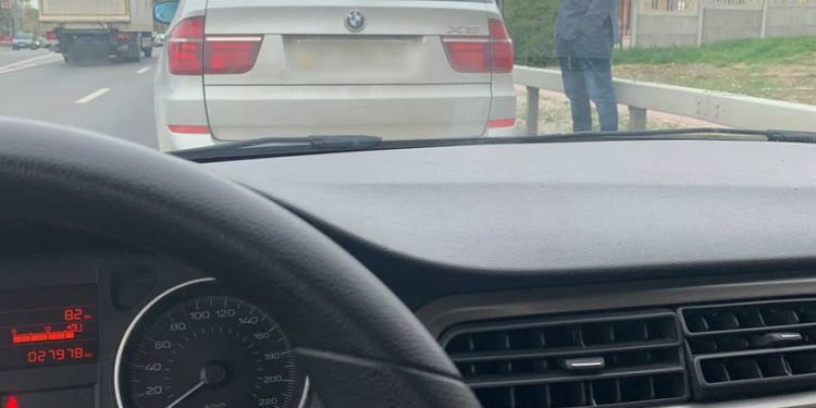 У Тернополі затримали автомобіль, який перебував у розшуку