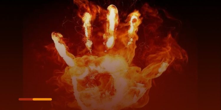 Під час пожежі житлового будинку на Тернопільщині вогонь забрав життя 2 людей