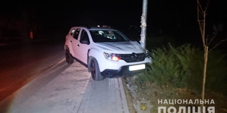 На Тернопільщині, під час руху автомобіля, помер водій      