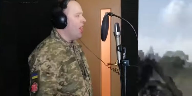 Тернопільський хірург та співак презентував нову пісню про війну