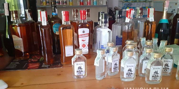 Біля Тернополя поліція ліквідувала точку продажу самопального алкоголю