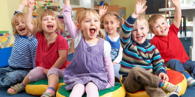 Тернопіль відновлює роботу 12 дитсадків