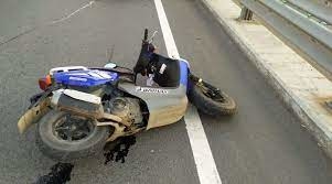 Скутеристка та її 6-річний син потрапили в ДТП на Тернопільщині