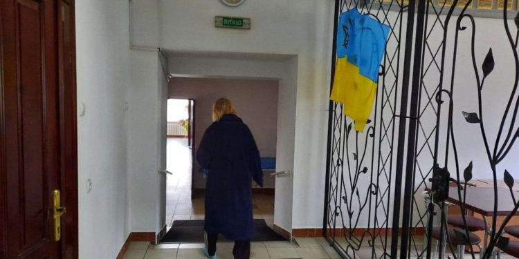 “Трупи лежали повсюди”: у тернопільській лікарні перебуває жителька Маріуполя