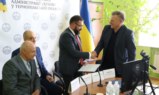 На Тернопільщині повертаються старі кадри: новим керівником судової адміністрації став колишній заступник голови ОДА