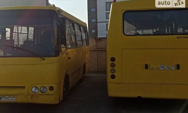 На Тернопільщині жінка випала з автобуса і загинула