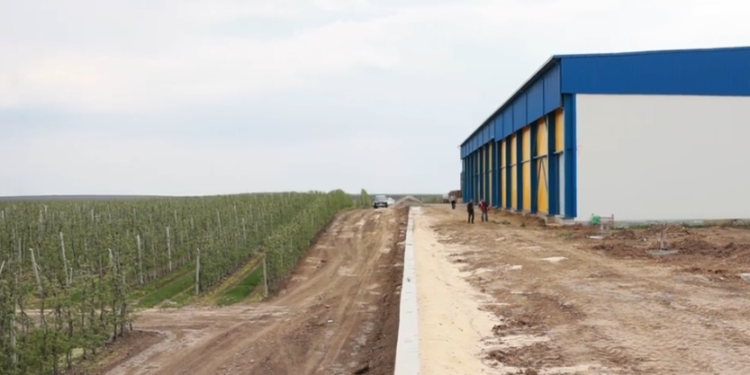 На Бучаччині зводять холодильний комплекс для зберігання фруктів та овочів