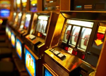 Догралися: Поліція провела обшуки у трьох підпільних закладах Тернополя