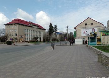 У громаді на Тернопільщині заборонили обслуговувати клієнтів російською мовою