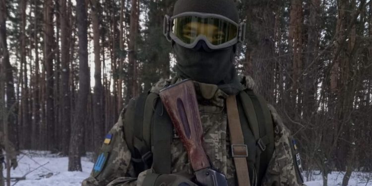 Стан дуже важкий: медики борються за життя захисника з Тернопільщини