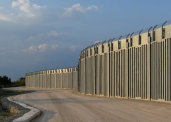 На кордоні з Білоруссю Польща побудувала 50 км стіни