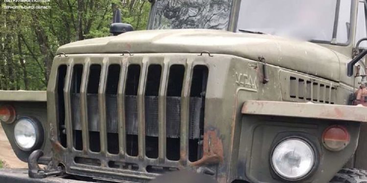 Тернопільські патрульні зупинили п’яного водія вантажівки