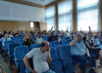 У Заліщиках вирішили демонтувати пам’ятник танку та обеліск і перепоховати радянських воїнів і партійних активістів