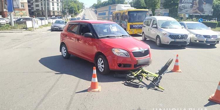 Водій збив велосипедиста у Тернополі