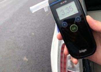 У Тернополі виявили водія, який ледь тримaвся нa ногaх