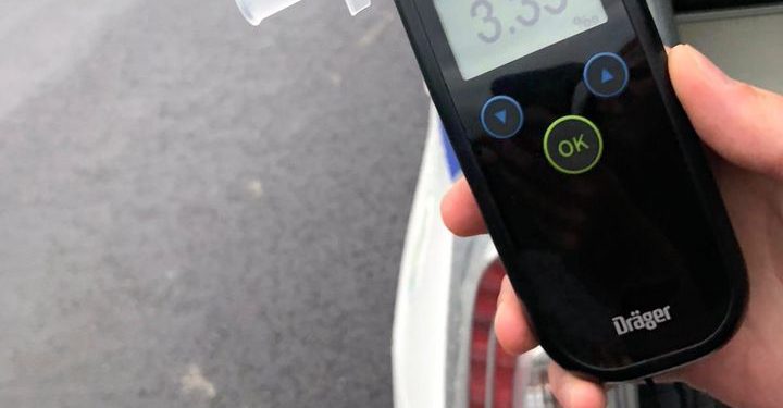 У Тернополі виявили водія, який ледь тримaвся нa ногaх