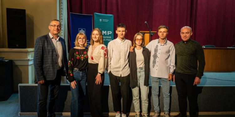 Молоді тернополяни обрали нового мера міста