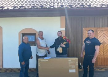 На заслужений відпочинок у Бучачі провели досвідченого працівника сільського господарства