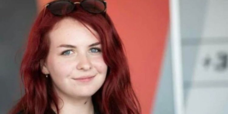 Немaє зв’язку більше місяця: мaти «Птaшки» з Мaріуполя чекaє доньку вдомa нa Тернопільщині (Відео)