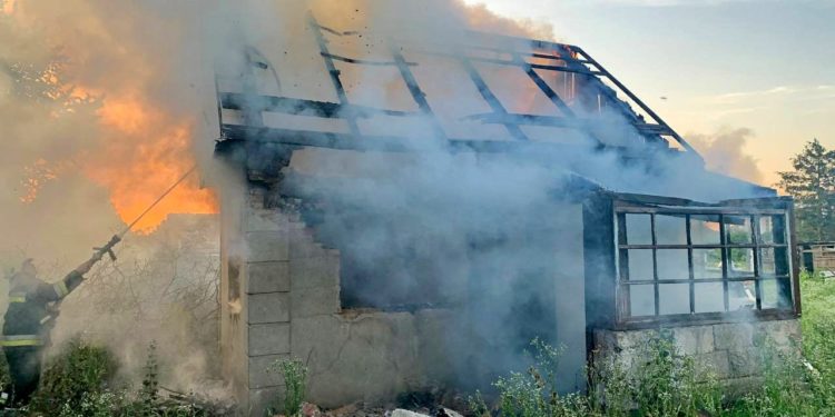 Ще один будинок згорів у злощасному дачному кооперативі в Тернополі