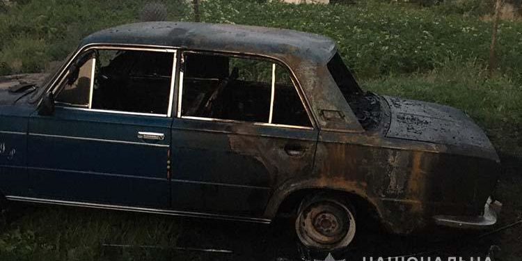 У Тернополі чоловік підпалив чуже авто через ревнощі
