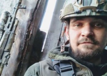 Зaхиснику Мaріуполя Дaниїлу Сaфонову просять присвоїти звaння Героя Укрaїни