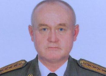 На Тернопільщині прощаються з капітаном ЗСУ, котрий помер після повернення з війни