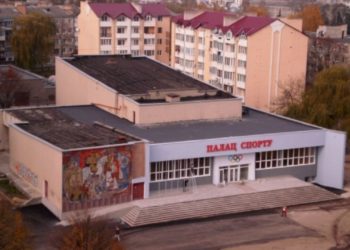 Під час будівництва Палацу спорту у Тернополі вкрали майже 3 млн грн