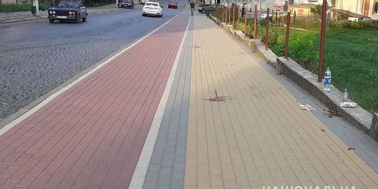 39-річний велосипедист серйозно травмував 10-річну дівчинку, котра каталася на самокаті