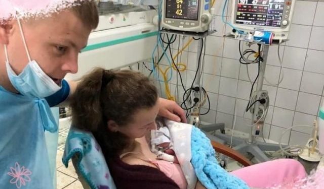 У Тернополі народився малюк вагою 560 грам