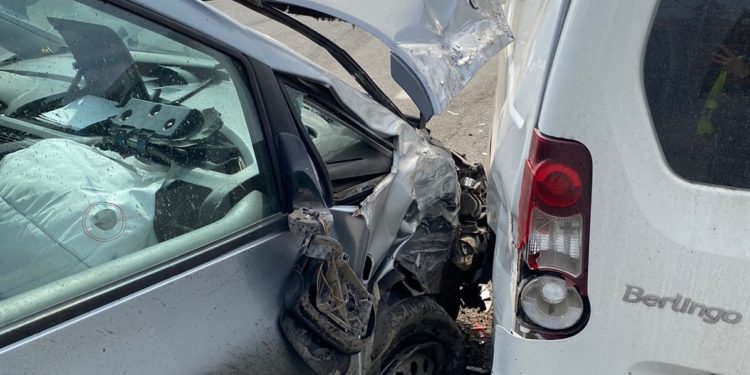 У Тернополі п’яний водій протаранив три автомобілі, які зупинилися перед світлофором