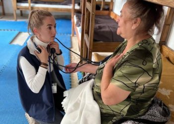 У Тернополі допомагають літнім людям, котрі постраждали від війни