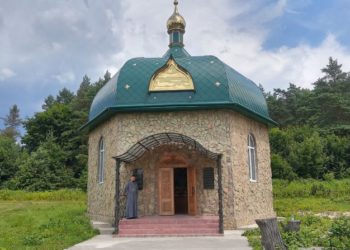 Вирішили проблеми з освітленням: до храму-пантеону у Лішні проводять електроенергію