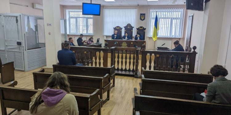 Тернопільському податківцю Сергію Бабію, якого підозрюють у вимаганні хабара, “світить” 10 років тюрми