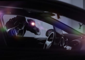 Переселенець намагався вкрасти автомобіль – та йому завадили пильні сусіди