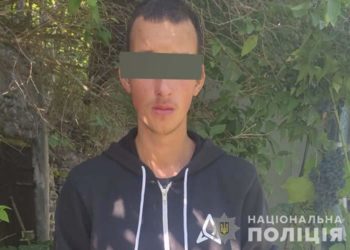 На Тернопільщині переселенець з Кривого Рогу вкрав скутер і “розважався” набоями, кидаючи їх у багаття